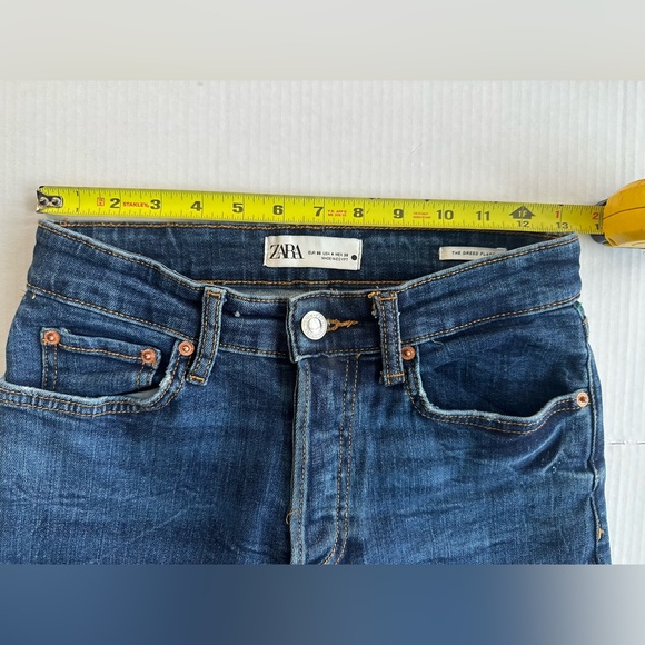 Zara Women's Jeans 4 The Dreed Flare Button Down Fly Button Raw Hem - Picture 3 of 8